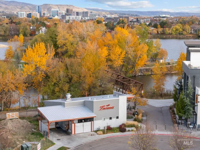 $750,000 | 429 East Water Pocket Lane, Garden City, ID 83714