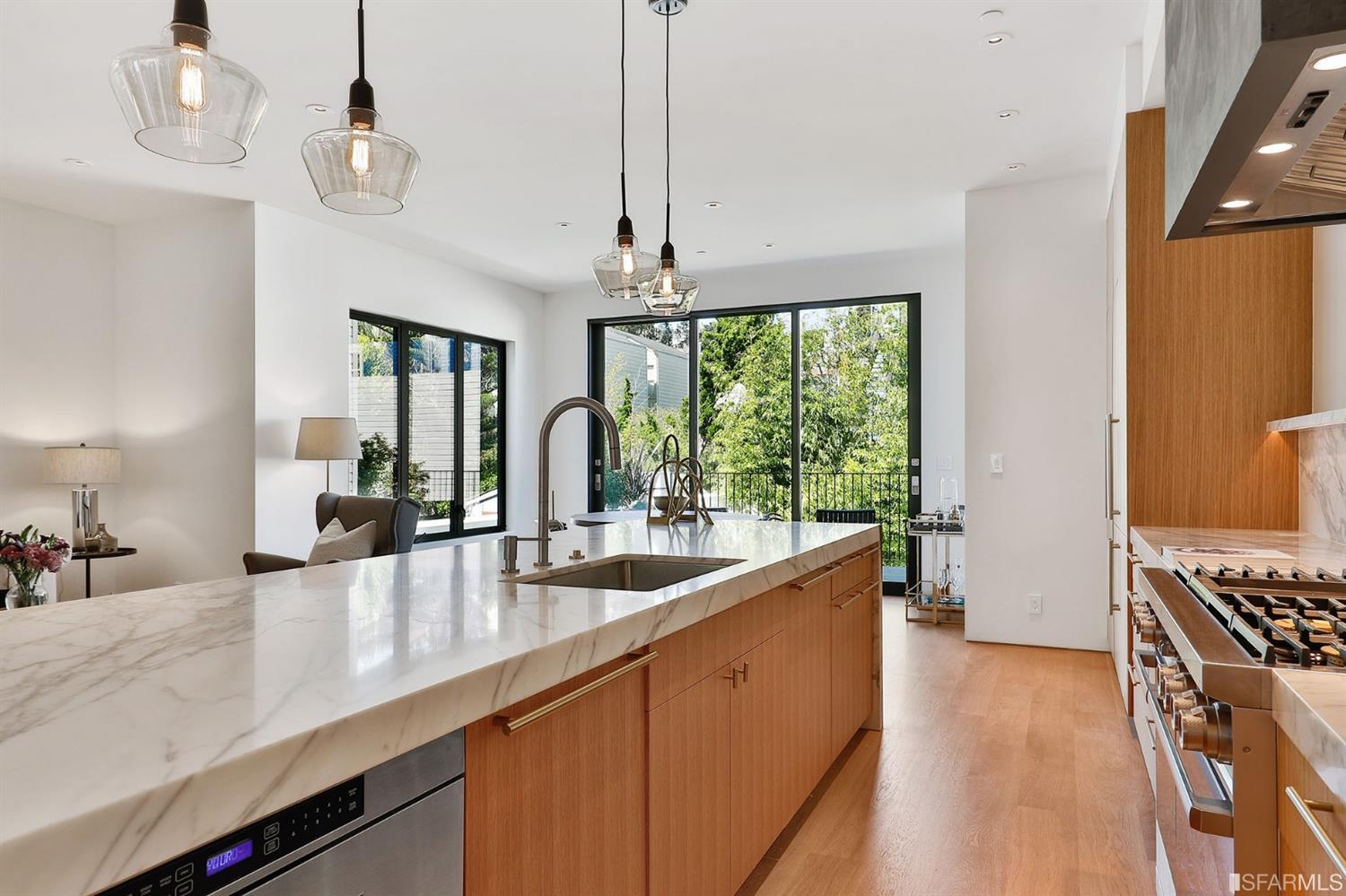 350 Jersey Street San Francisco, CA 94114 - Photo 15 of 95