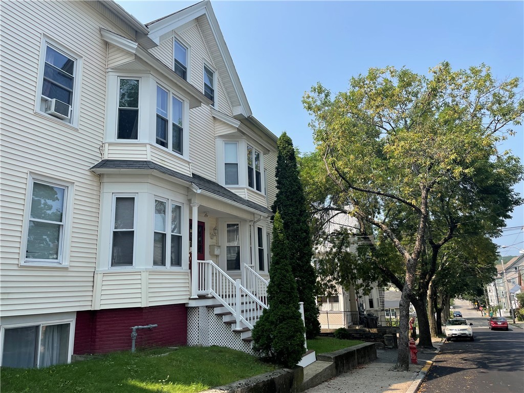 56 Olo Street Woonsocket, RI 02895 - Photo 4 of 46 Gallery Image 4