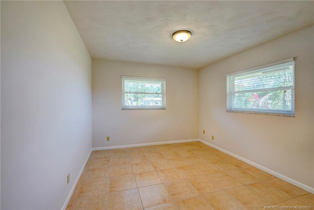370 Southwest Harbor Street Stuart, FL 34997 - Photo 19 of 36 Gallery Image 19