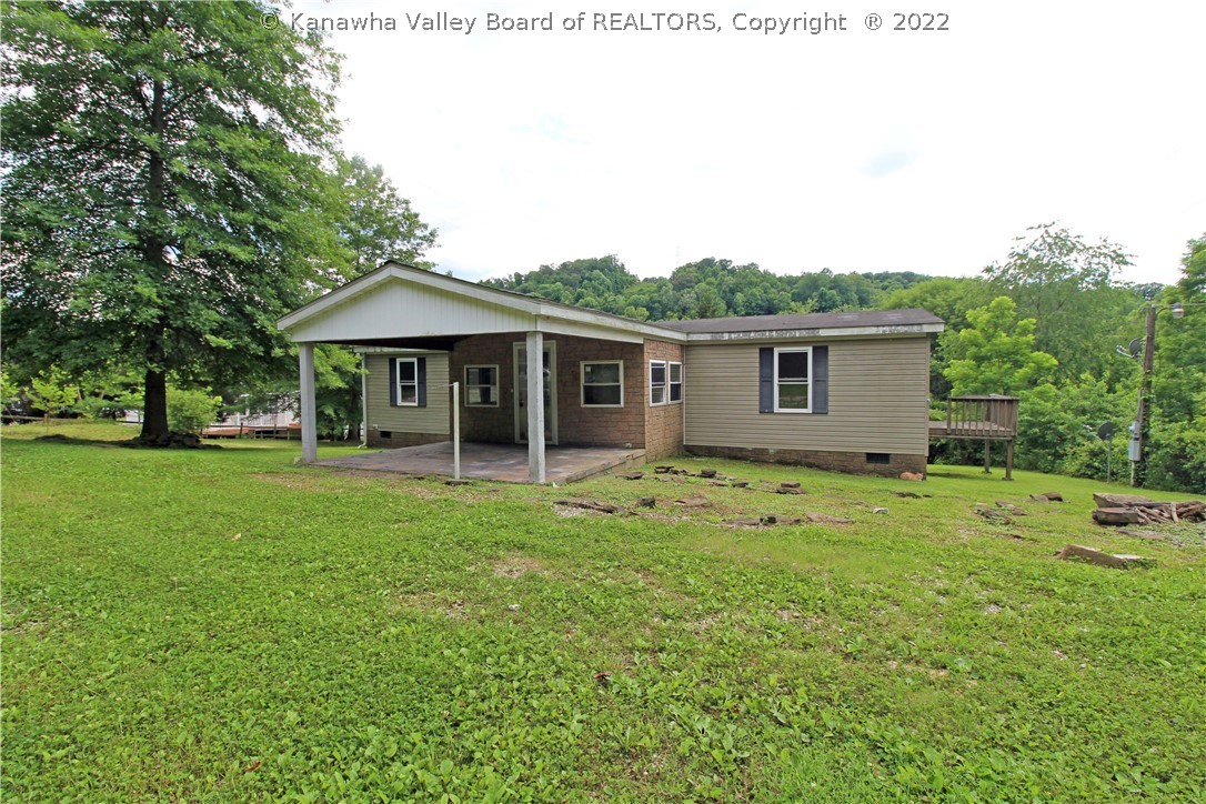 723 Dupont Road Poca, WV 25159 - Photo 1 of 18 Gallery Image 1