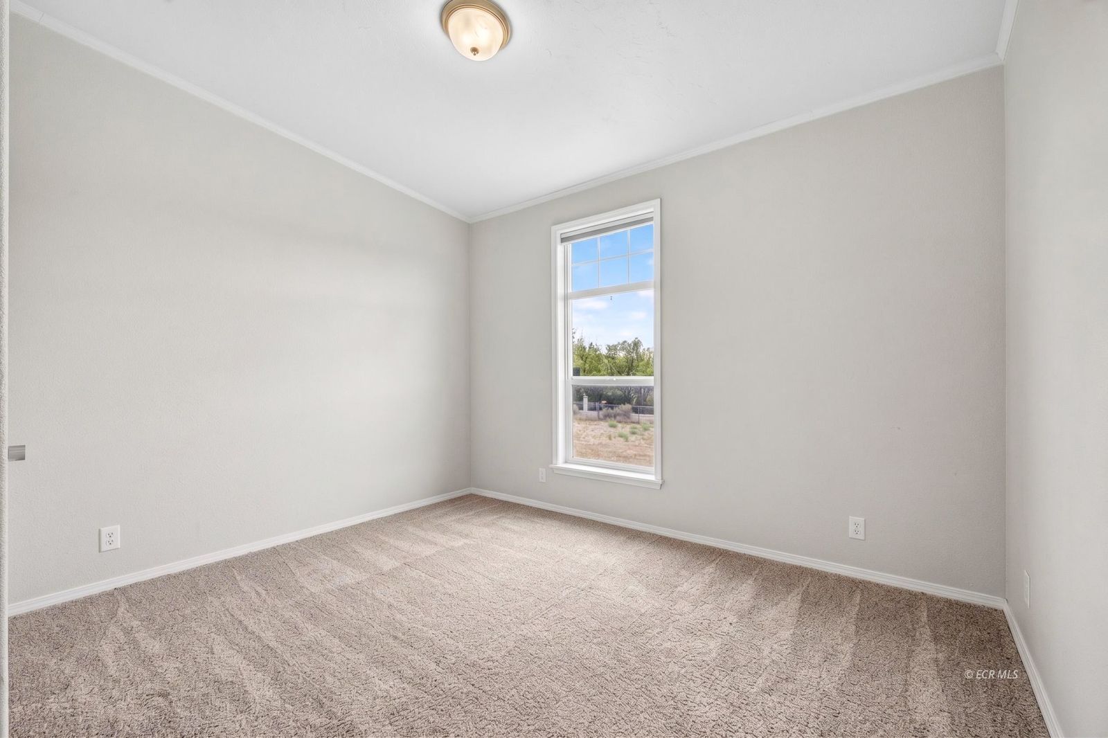 877 Spring Valley Parkway Spring Creek, NV 89815 - Photo 26 of 40 Gallery Image 26