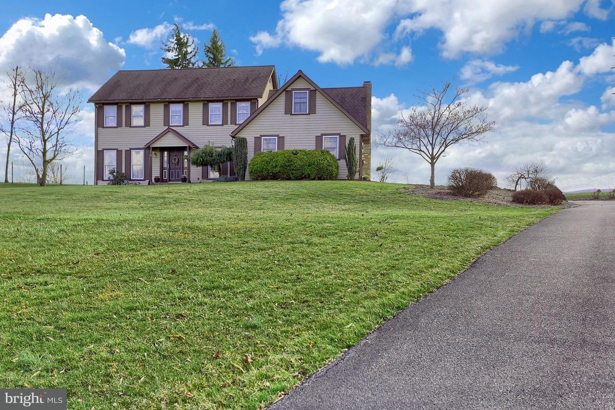 1530 Old Quaker Road Lewisberry, PA 17339 - Photo 1 of 44