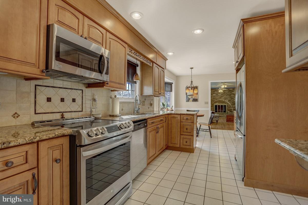 1530 Old Quaker Road Lewisberry, PA 17339 - Photo 11 of 44