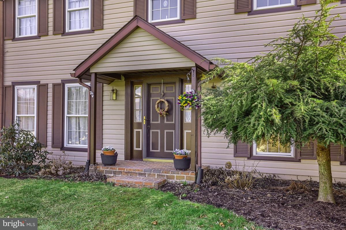 1530 Old Quaker Road Lewisberry, PA 17339 - Photo 3 of 44