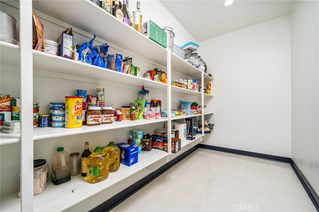 2414 Crater Avenue Rialto, CA 92377 - Photo 14 of 50