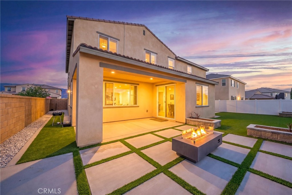 2414 Crater Avenue Rialto, CA 92377 - Photo 31 of 50 a view of a outdoor space with seating area