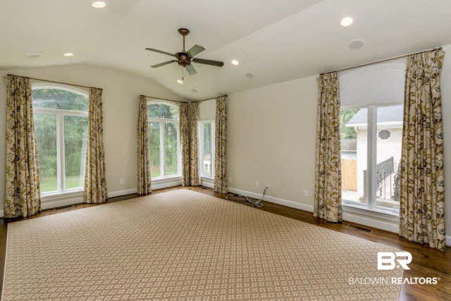 266 Suffolk Road Mobile, AL 36608 - Photo 8 of 24