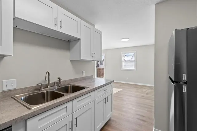 $130,000 | 6206 Robinson Street, Unit 4, Overland Park, KS 66202