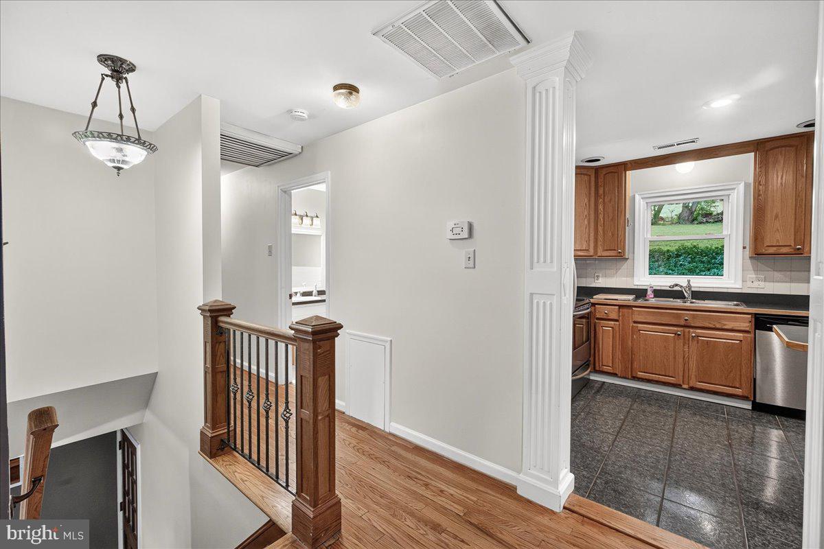 6144 Mt Phillip Road Frederick, MD 21703 - Photo 20 of 32