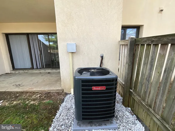 $125,000 | 10117 Prince Place, Unit 1022B, Upper Marlboro, MD 20774