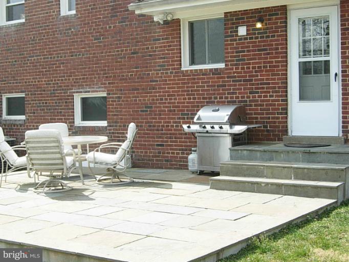 2410 Spencer Road Silver Spring, MD 20910 - Photo 11 of 30 Exterior (Rear)