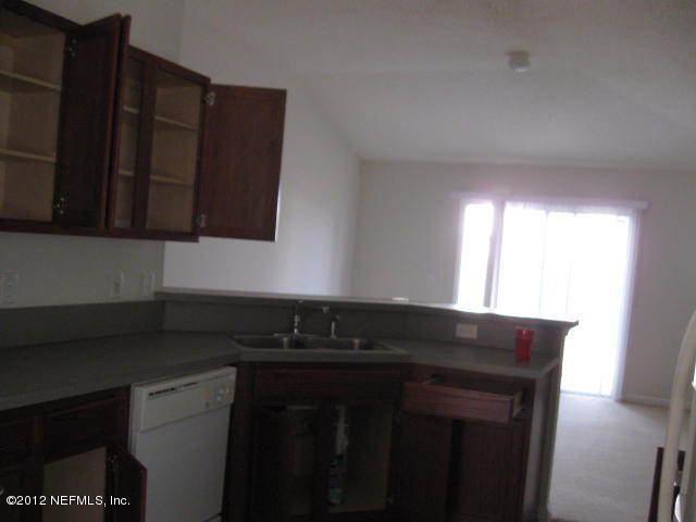 9343 Lockheed Lane Jacksonville, FL 32221 - Photo 5 of 15 Kitchen