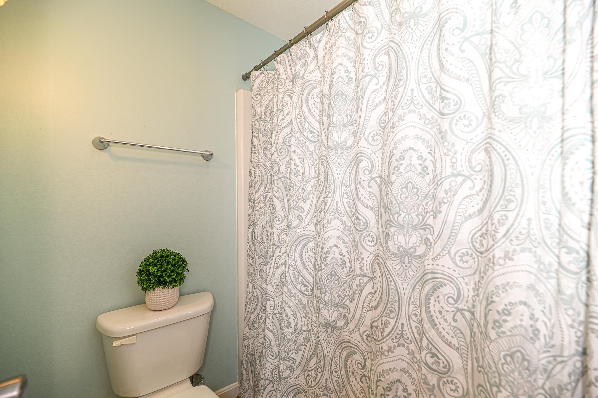 48 Cricket Brook Dover, NH 03820 - Photo 18 of 38