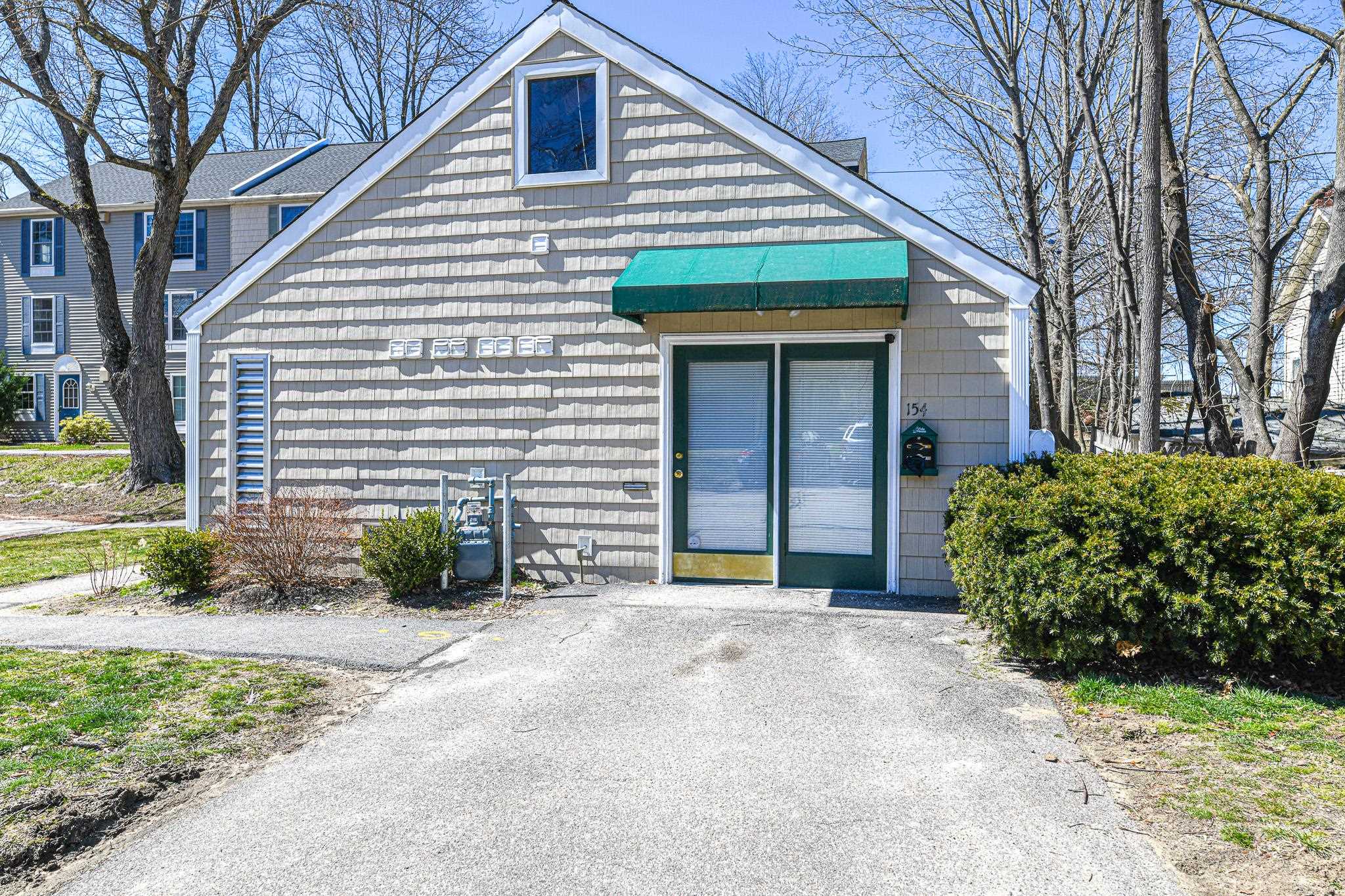 48 Cricket Brook Dover, NH 03820 - Photo 29 of 38