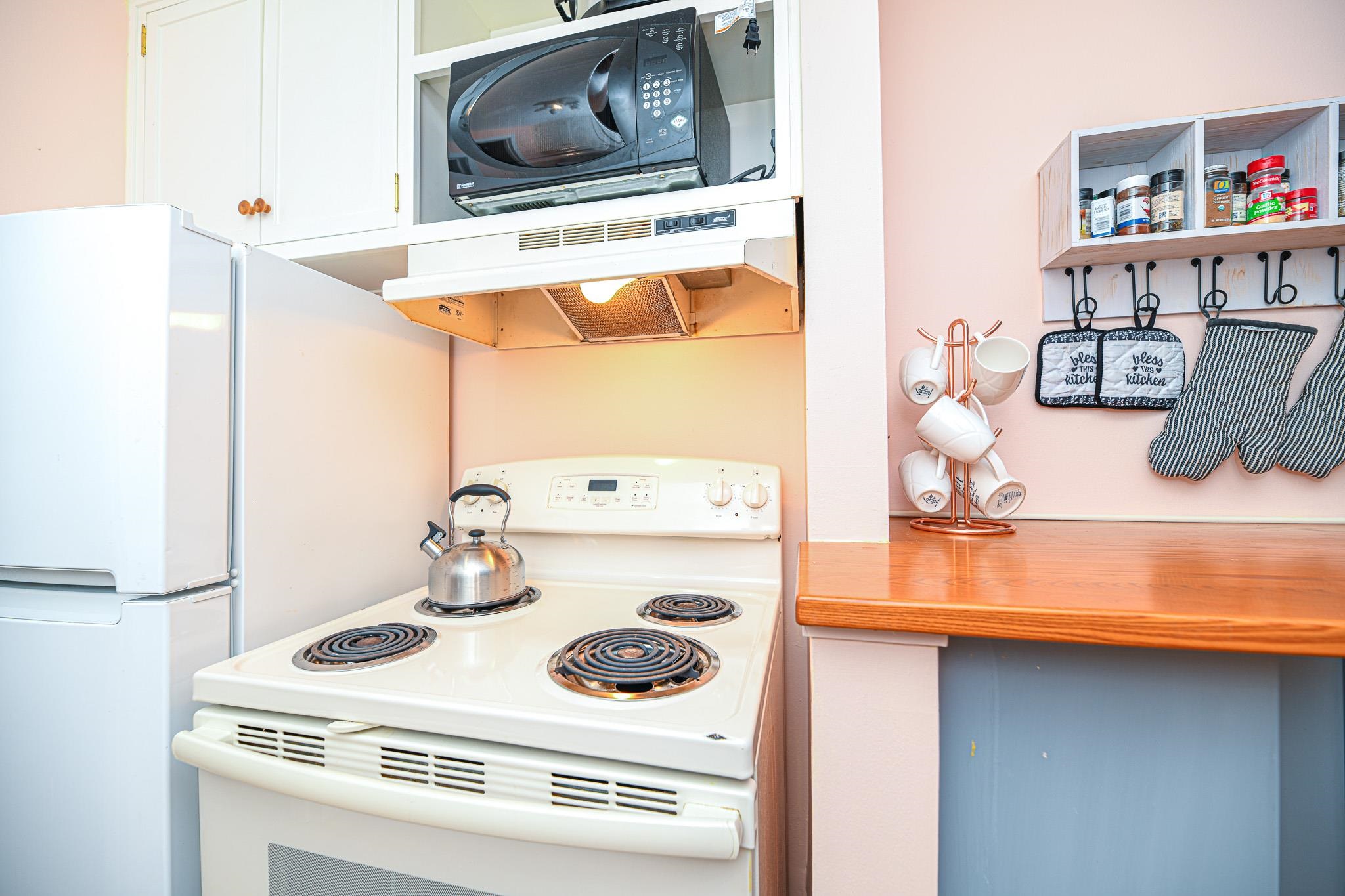 48 Cricket Brook Dover, NH 03820 - Photo 37 of 38