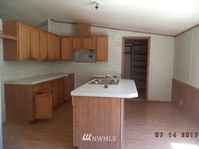 547 Larson Road Silver Creek, WA 98585 - Photo 3 of 10 Gallery Image 3