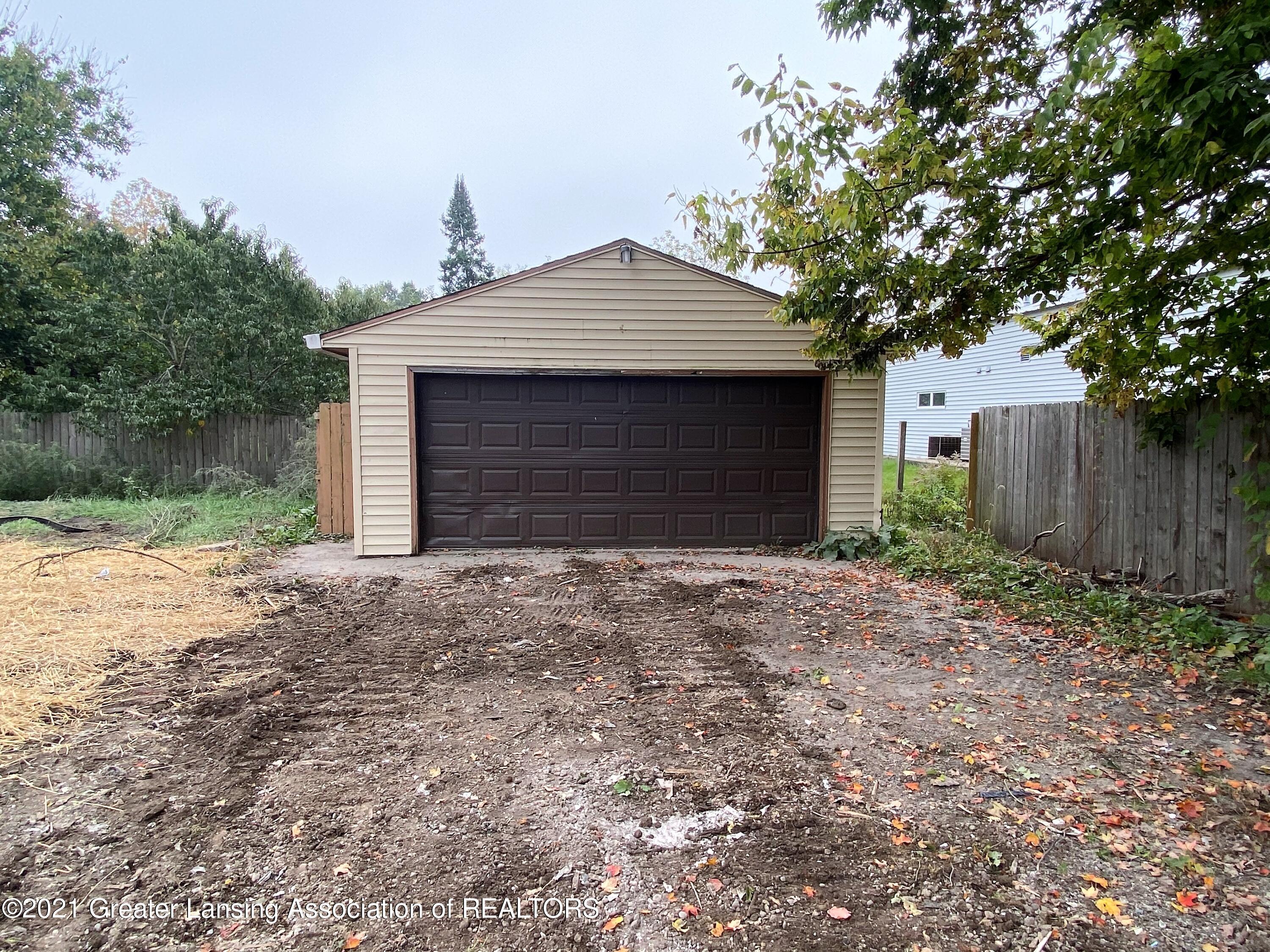 211 Dexter Road Eaton Rapids, MI 48827 - Photo 5 of 5 05