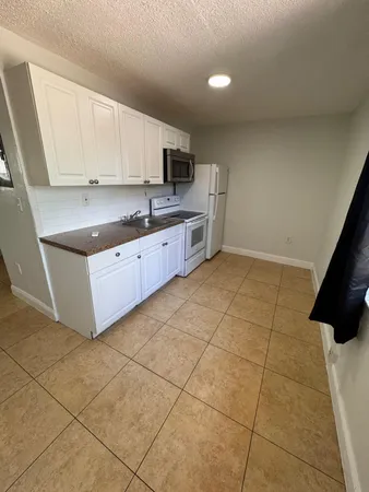 $1,550 | 1119 Northwest 6th Avenue, Unit 5, Pompano Beach, FL 33060