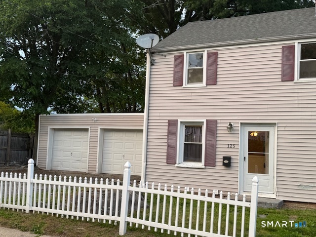 125 High Ridge Drive Bridgeport, CT 06606 - Photo 1 of 7