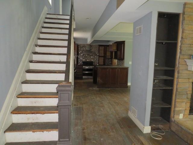 6 Morgan Street Cuddy, PA 15031 - Photo 2 of 34 a view of entryway and hall