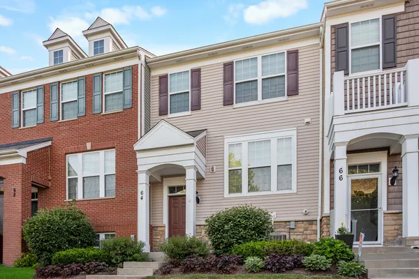 $469,000 | 64 North Dryden Place, Arlington Heights, IL 60004