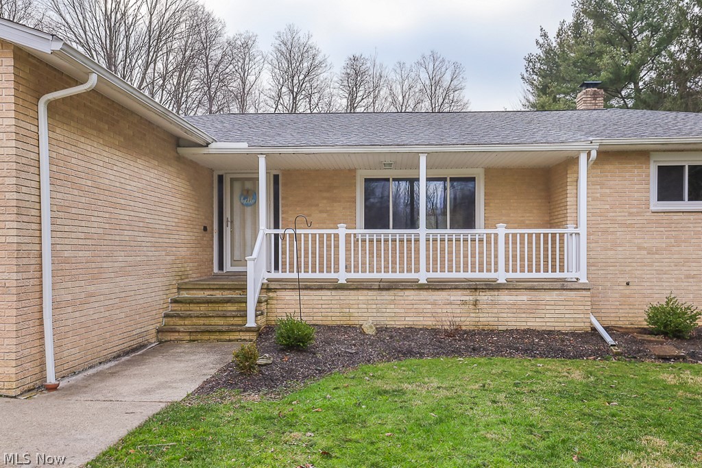 2804 Laurel Road Brunswick, OH 44212 - Photo 29 of 34 Front porch
