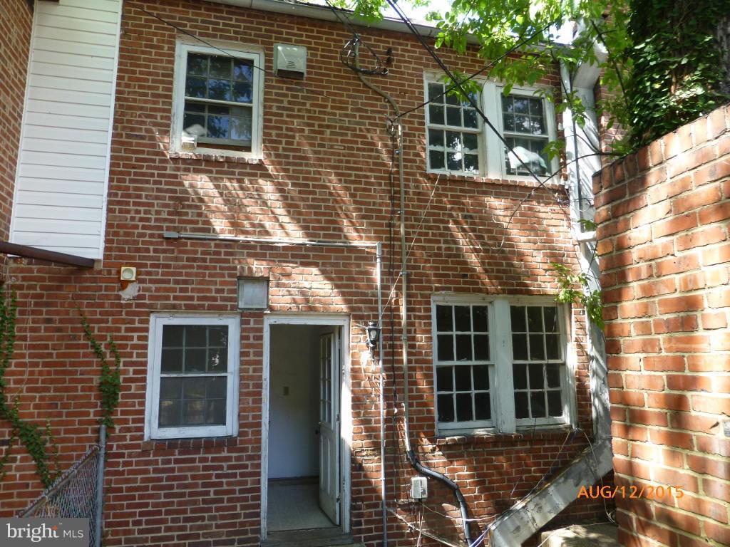 6209 Frederick Road Catonsville, MD 21228 - Photo 2 of 15 Exterior (Rear)