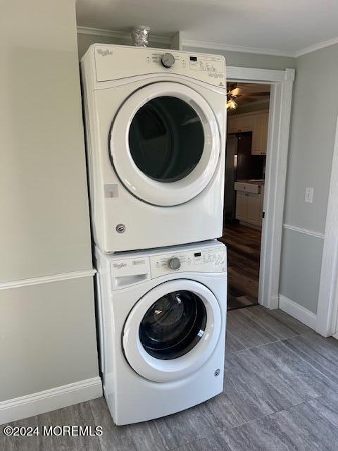 718 Pine Drive Brick, NJ 08723 - Photo 19 of 33 a utility room with dryer and washer