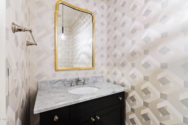 $1,600,000 | 620 Wade Avenue, Unit 103, Raleigh, NC 27605