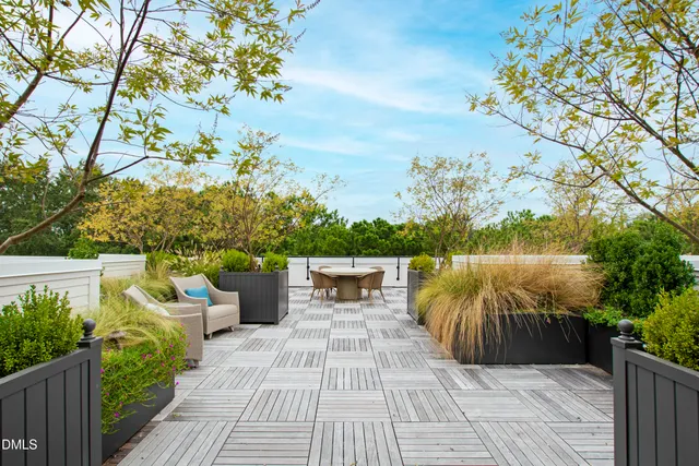 $1,600,000 | 620 Wade Avenue, Unit 103, Raleigh, NC 27605