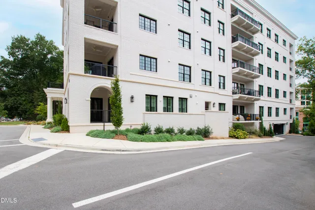 $1,600,000 | 620 Wade Avenue, Unit 103, Raleigh, NC 27605