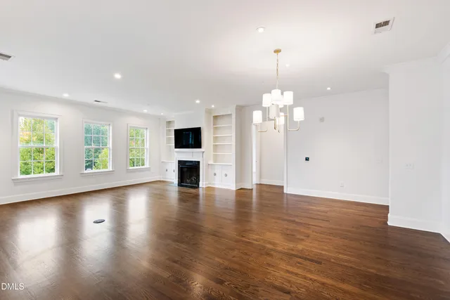 $1,600,000 | 620 Wade Avenue, Unit 103, Raleigh, NC 27605