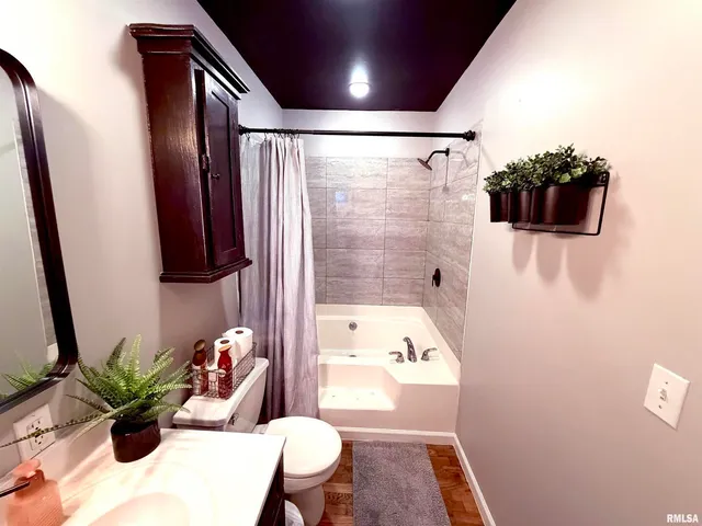 $237,000 | 821 East 6th Street, Centralia, IL 62801