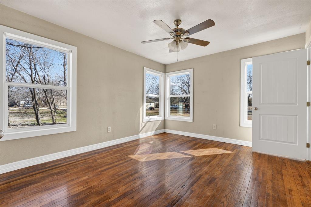 535 Hurt Street Dublin, TX 76446 - Photo 11 of 30