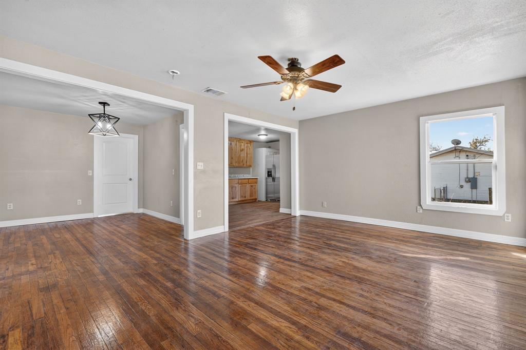 535 Hurt Street Dublin, TX 76446 - Photo 4 of 28