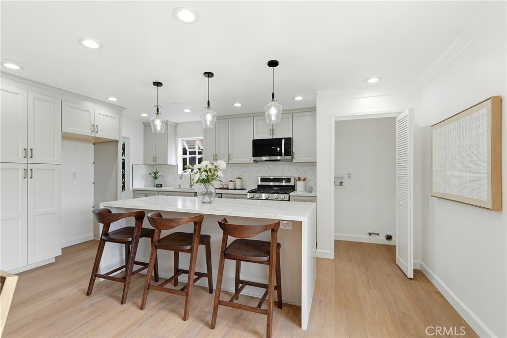 24308 Highlander Road West Hills, CA 91307 - Photo 12 of 62