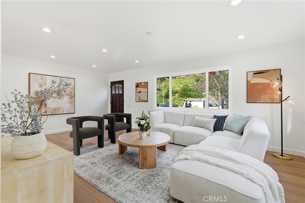 24308 Highlander Road West Hills, CA 91307 - Photo 14 of 62