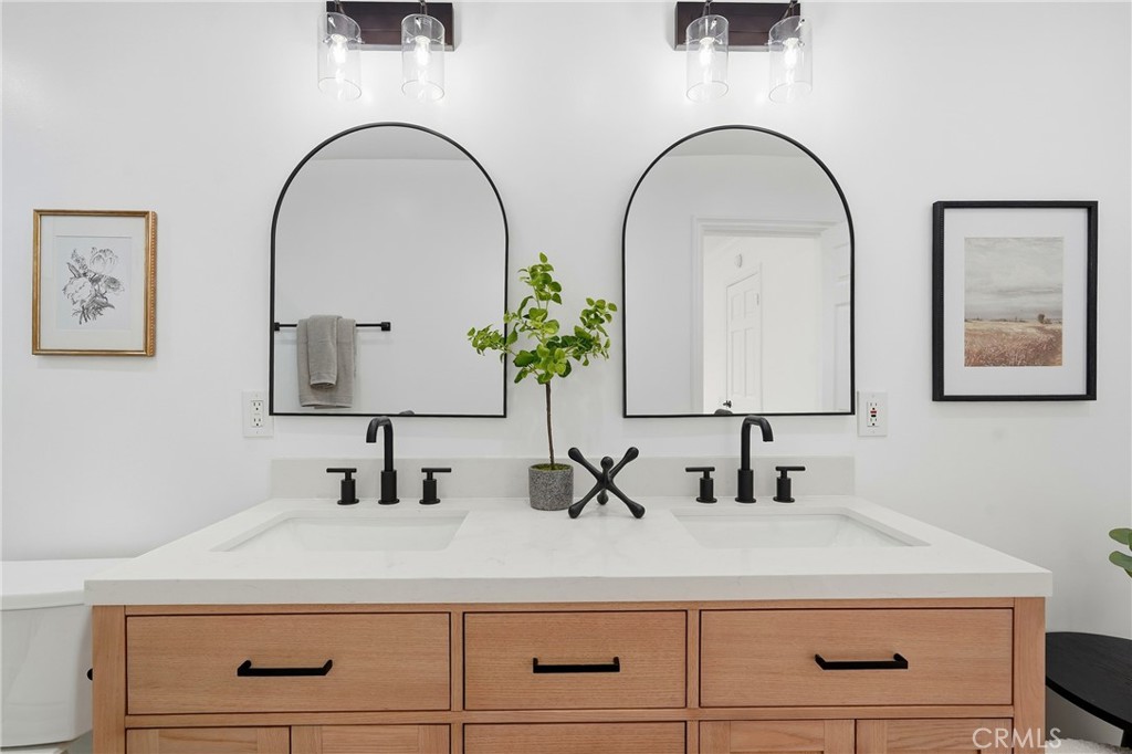 24308 Highlander Road West Hills, CA 91307 - Photo 33 of 62