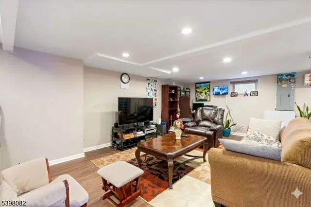 $539,000 | 698 West Lake Avenue, Rahway, NJ 07065