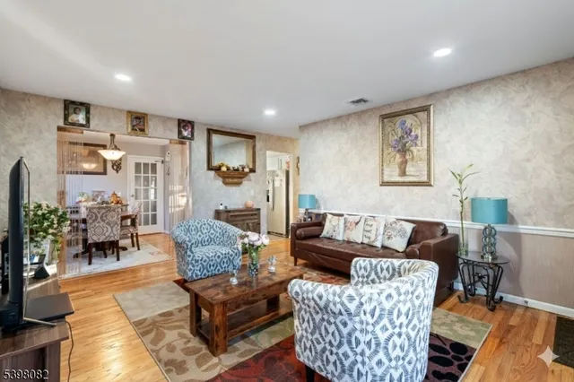 $539,000 | 698 West Lake Avenue, Rahway, NJ 07065