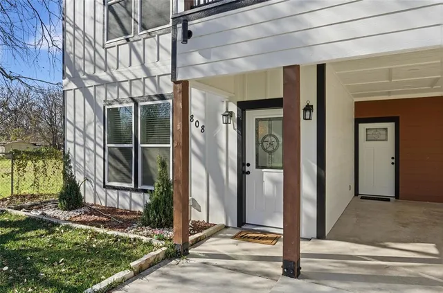 $349,000 | 808 Pecan Avenue, Waco, TX 76704