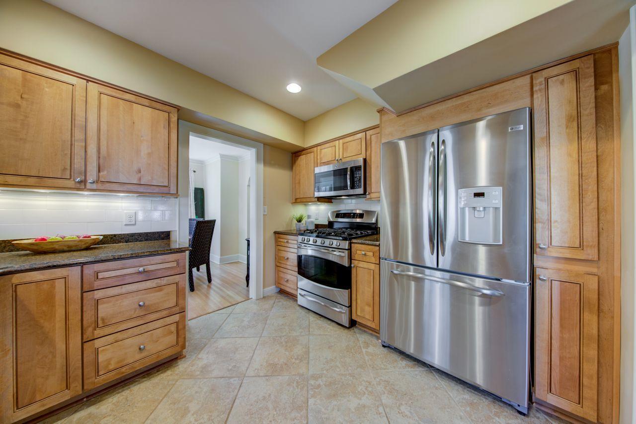 2454 Beverly Road St. Paul, MN 55104 - Photo 8 of 27 Gallery Image 8