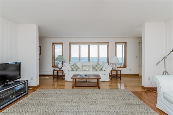 47 Atlantic Road Gloucester, MA 01930 - Photo 6 of 30 Gallery Image 6