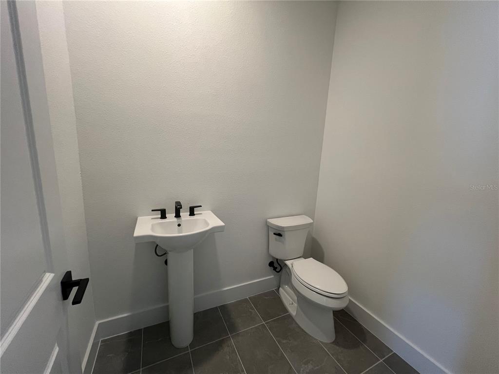 18460 Midsummer Place Venice, FL 34293 - Photo 33 of 94