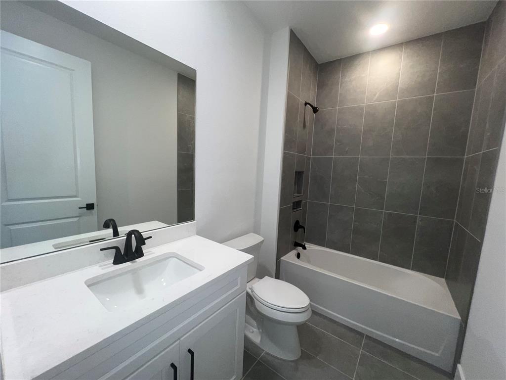 18460 Midsummer Place Venice, FL 34293 - Photo 8 of 94