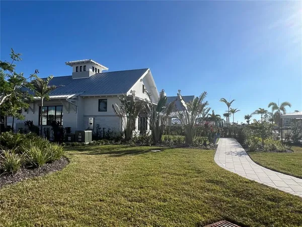 $3,250 | 18460 Midsummer Place, Venice, FL 34293