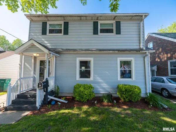 $129,900 | 2327 West Callender Avenue, West Peoria, IL 61604
