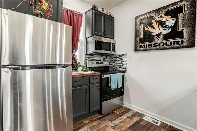 $220,000 | 1431 South 50th Street, Kansas City, KS 66106