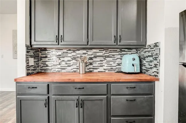 $220,000 | 1431 South 50th Street, Kansas City, KS 66106